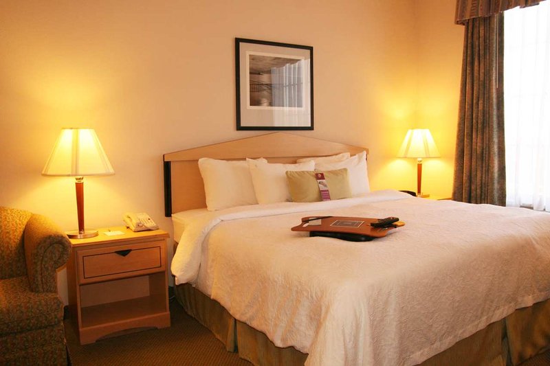 Hampton Inn & Suites San Francisco-Burlingame-Airport South - Burlingame, CA