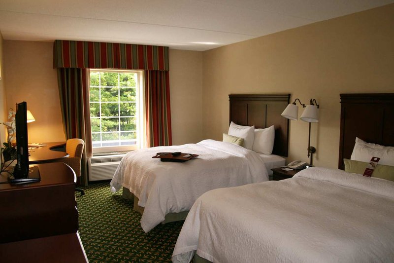 Hampton Inn - Lenox, MA