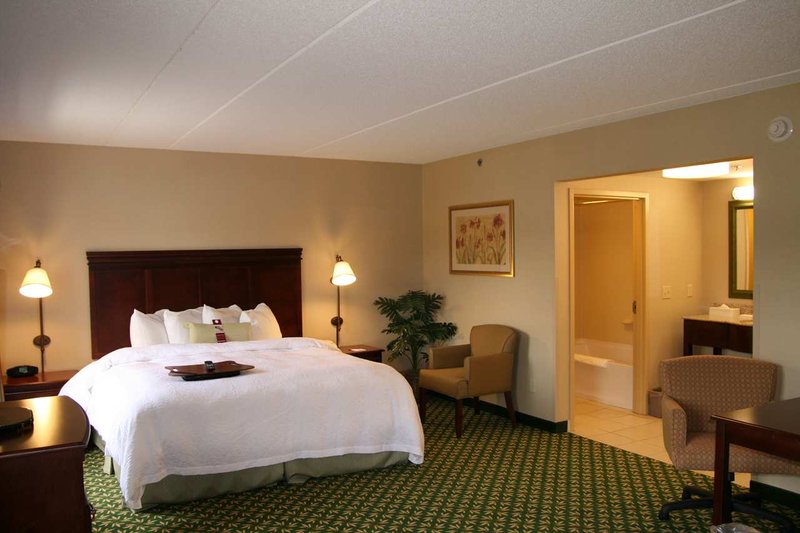 Hampton Inn - Lenox, MA