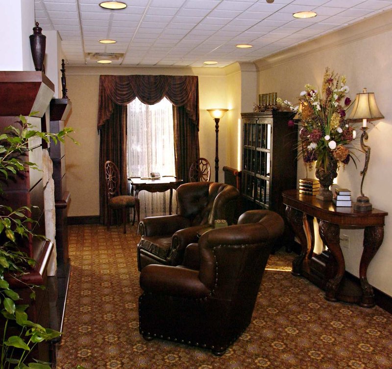 Hampton Inn & Suites San Marcos - San Marcos, TX
