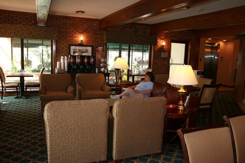 Hampton Inn - Searcy, AR