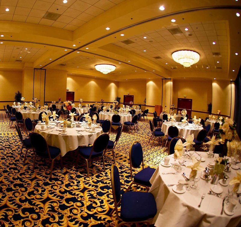 Doubletree By Hilton Hotel Santa Ana-Orange County Airport - Santa Ana, CA