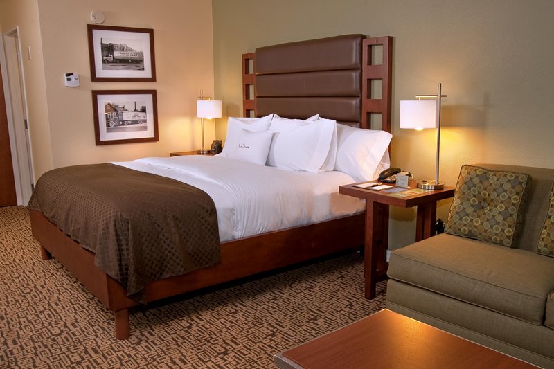 Doubletree By Hilton Hotel Collinsville-St. Louis - Collinsville, IL