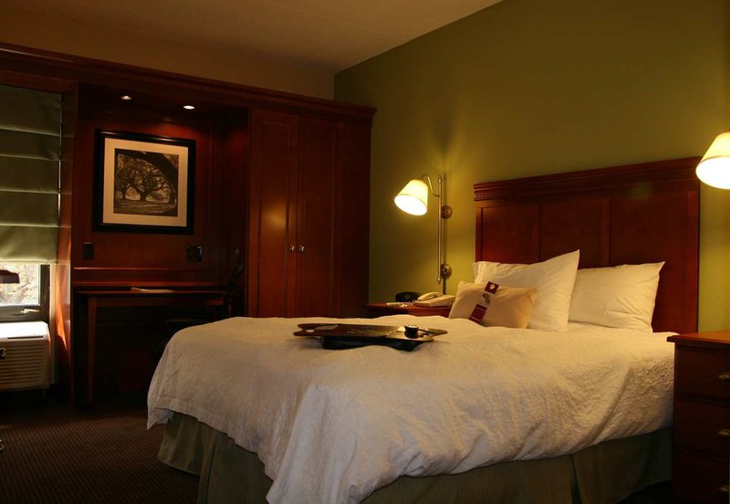 Hampton Inn St. Louis/Westport - Maryland Heights, MO
