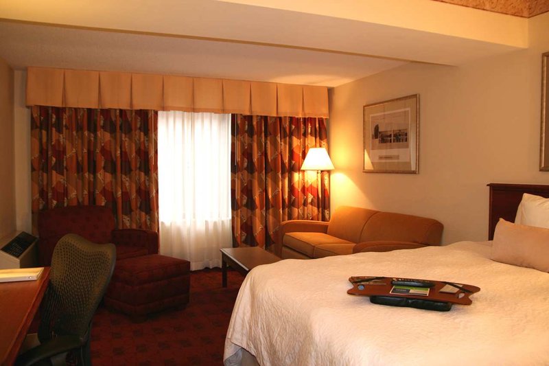 St Louis Hampton Inn - Saint Louis, MO