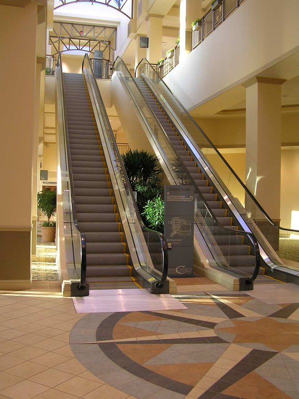 Embassy Suites By Hilton St. Louis St. Charles - Saint Charles, MO