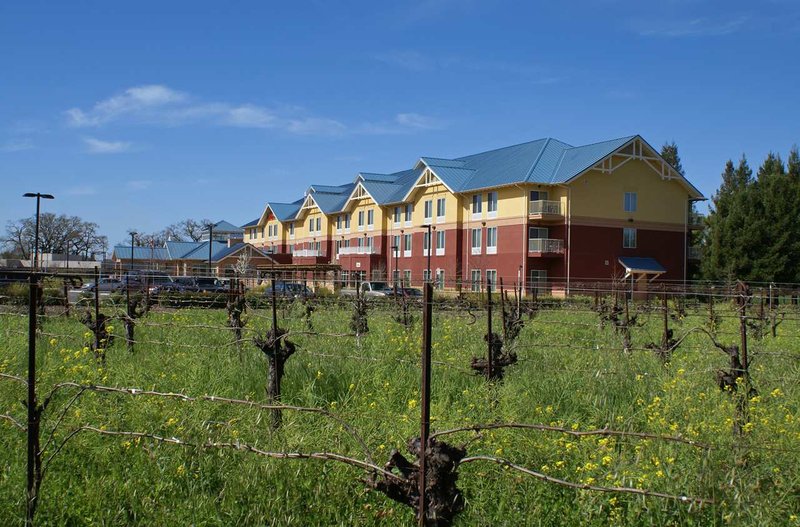 Hilton Garden Inn Sonoma County Airport - Santa Rosa, CA