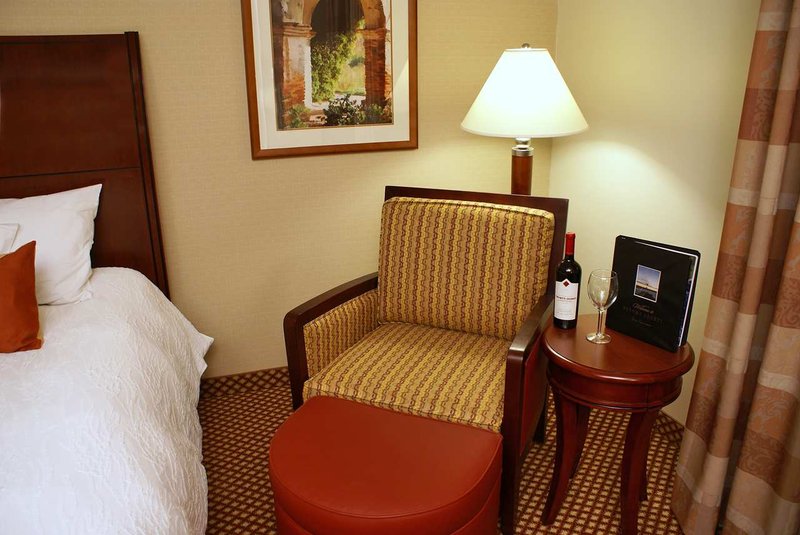 Hilton Garden Inn Sonoma County Airport - Santa Rosa, CA