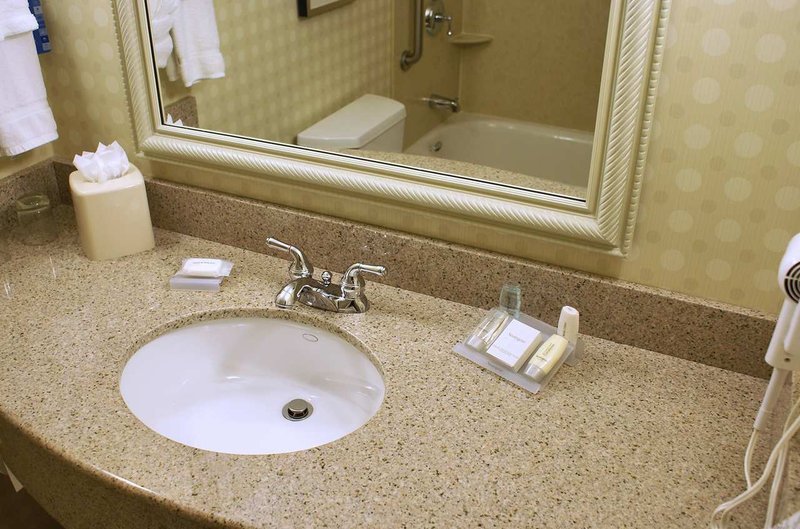 Hilton Garden Inn Sonoma County Airport - Santa Rosa, CA