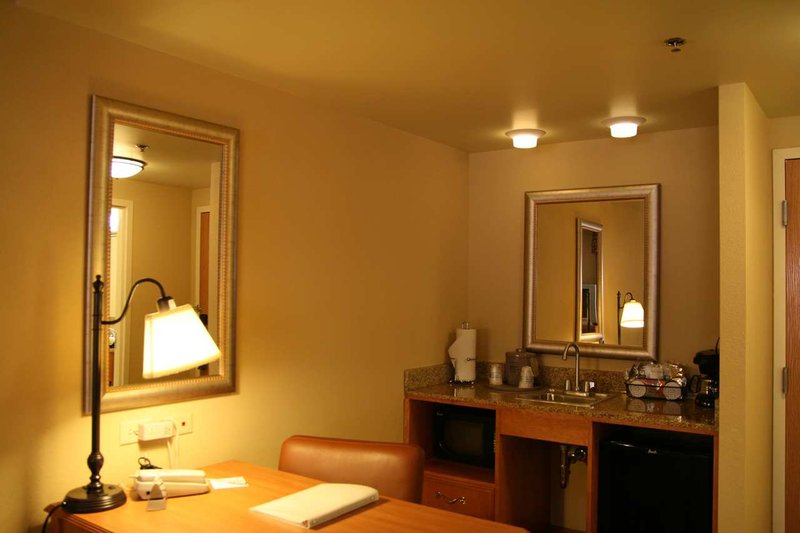 Hampton Inn-Tampa East - Seffner, FL