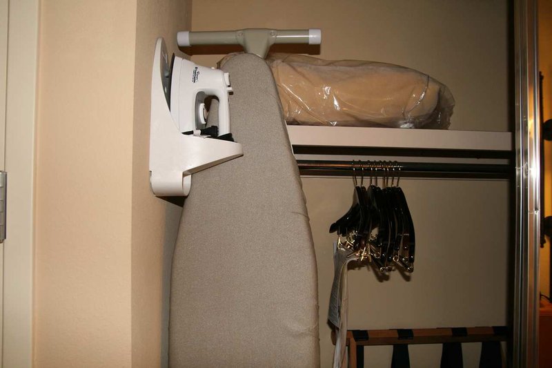 Hampton Inn-Tampa East - Seffner, FL