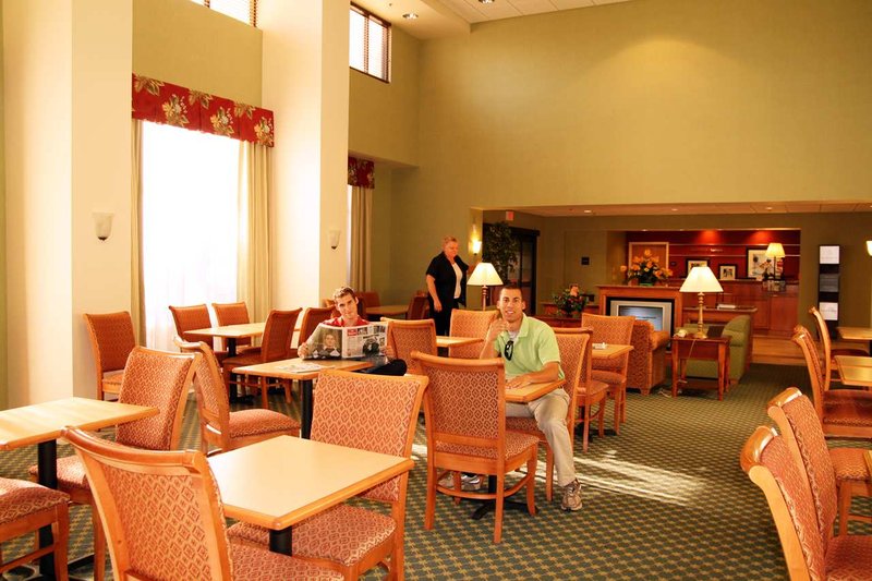 Hampton Inn-Tampa East - Seffner, FL