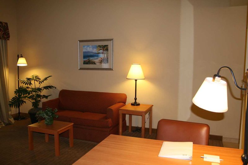 Hampton Inn-Tampa East - Seffner, FL
