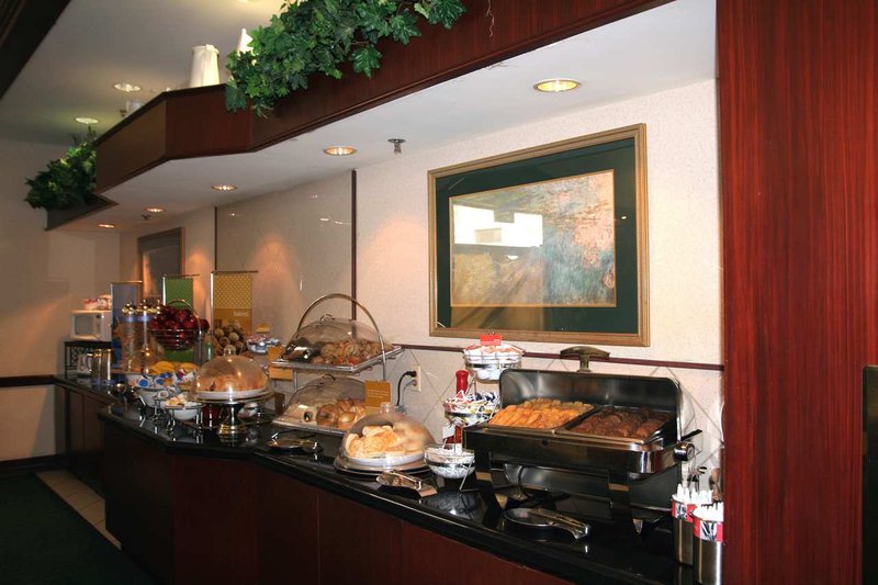 Hampton Inn & Suites Tampa-North - Tampa, FL