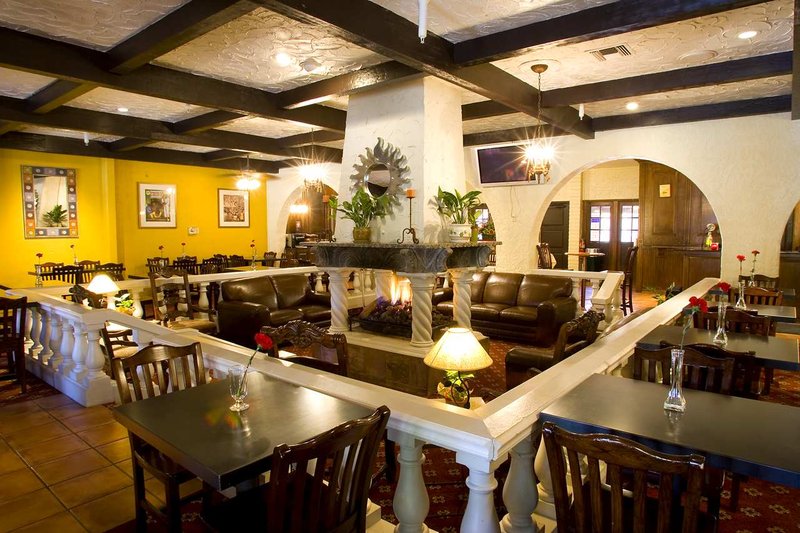 Doubletree Suites By Hilton Hotel Tucson-Williams Center - Tucson, AZ