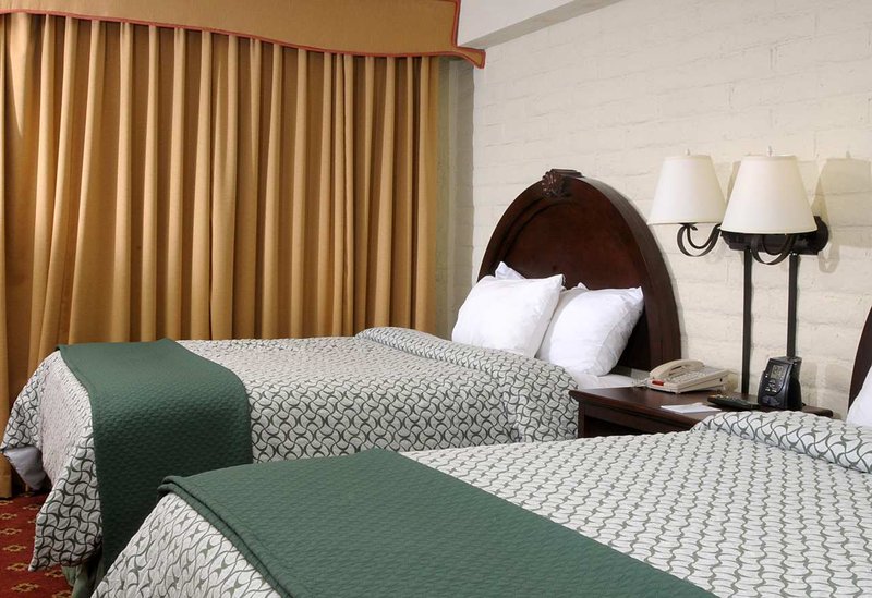 Doubletree Suites By Hilton Hotel Tucson-Williams Center - Tucson, AZ