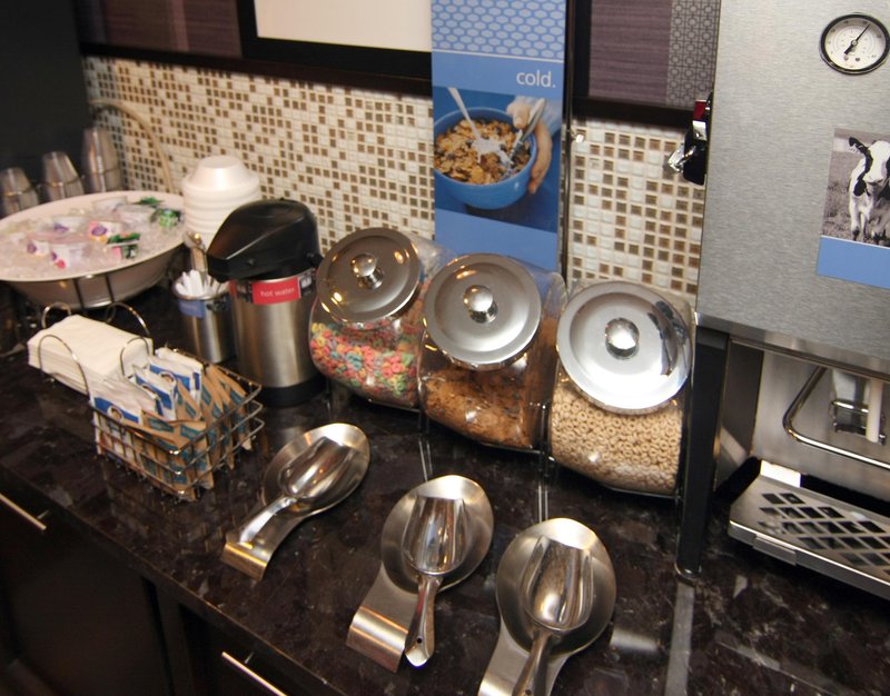 Hampton Inn Knoxville-Airport - Alcoa, TN