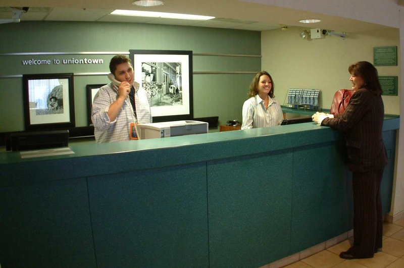 Hampton Inn Uniontown - Uniontown, PA
