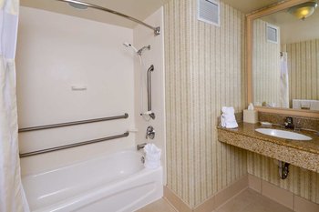 Hilton Garden Inn St. Augustine Beach - Room