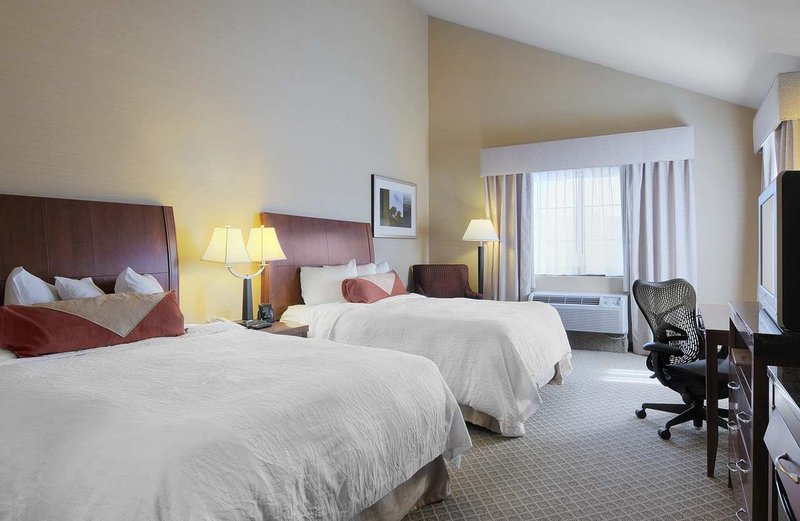 Hilton Garden Inn Valencia Six Flags - Valencia, CA