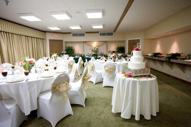 Hilton Garden Inn Valencia Six Flags - Valencia, CA