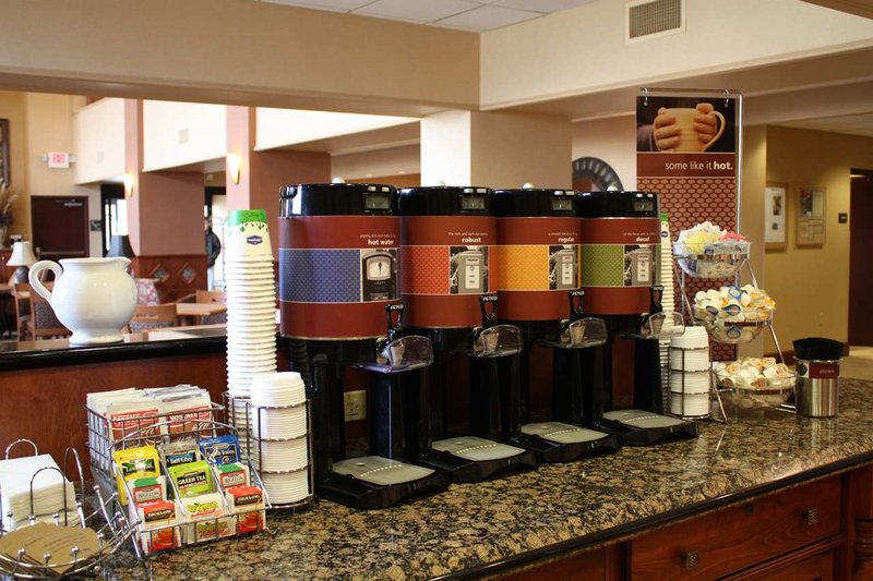 Hampton Inn & Suites Youngstown/Canfield - Canfield, OH