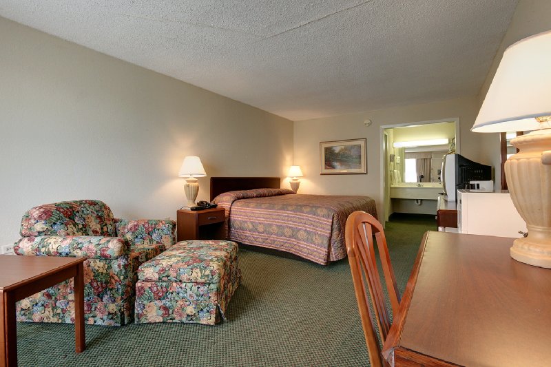 Americas Best Value Inn - Natchitoches, LA