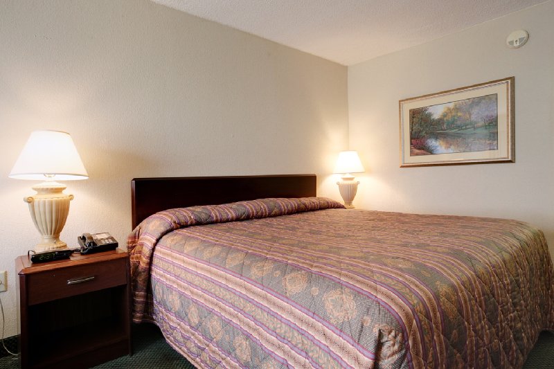 Americas Best Value Inn - Natchitoches, LA