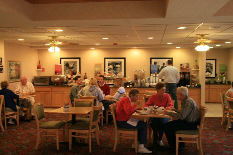 Hampton Inn - Sturgis, MI