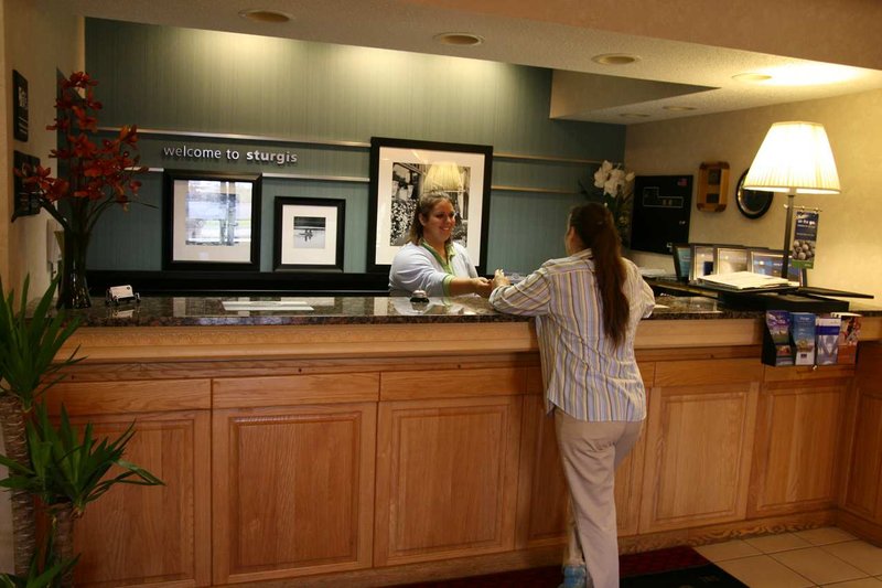 Hampton Inn - Sturgis, MI
