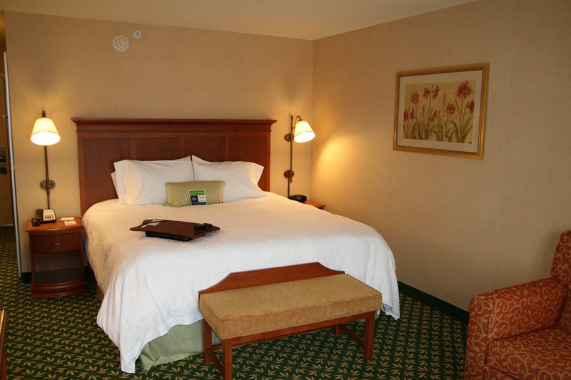 Hampton Inn & Suites Tomball - Tomball, TX