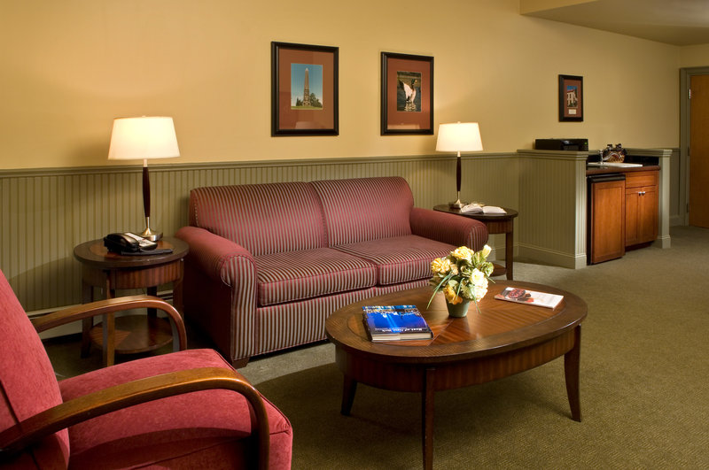Longfellows Hotel, Restaurant, and Conference Center - Saratoga Springs, NY