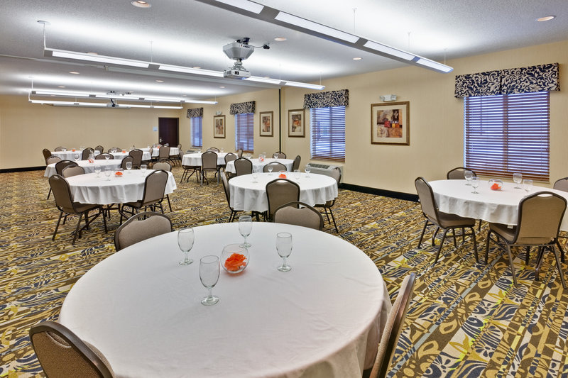 Holiday Inn Express-Pekin - Pekin, IL