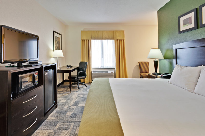Holiday Inn Express-Pekin - Pekin, IL