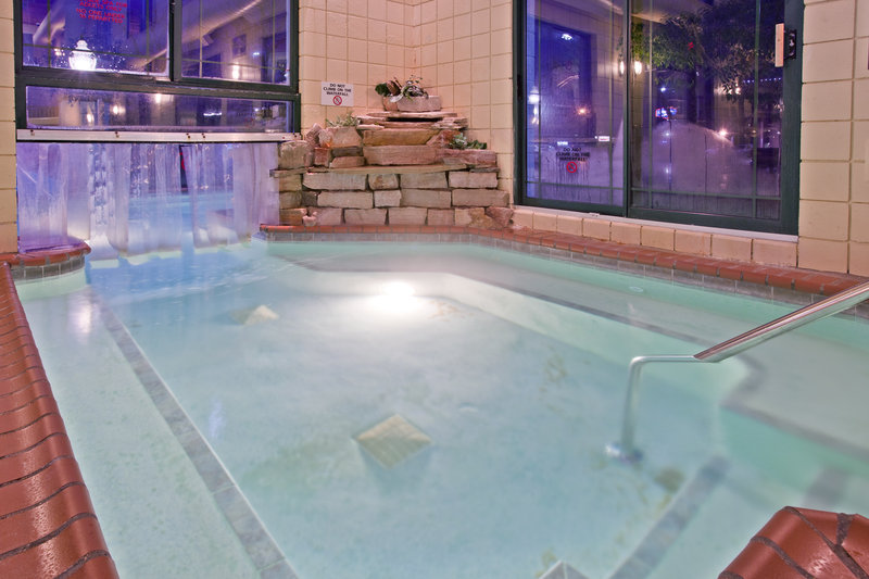 Holiday Inn Express Holland - Holland, MI