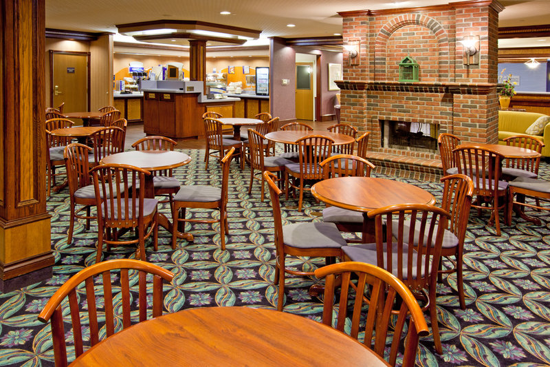 Holiday Inn Express Holland - Holland, MI