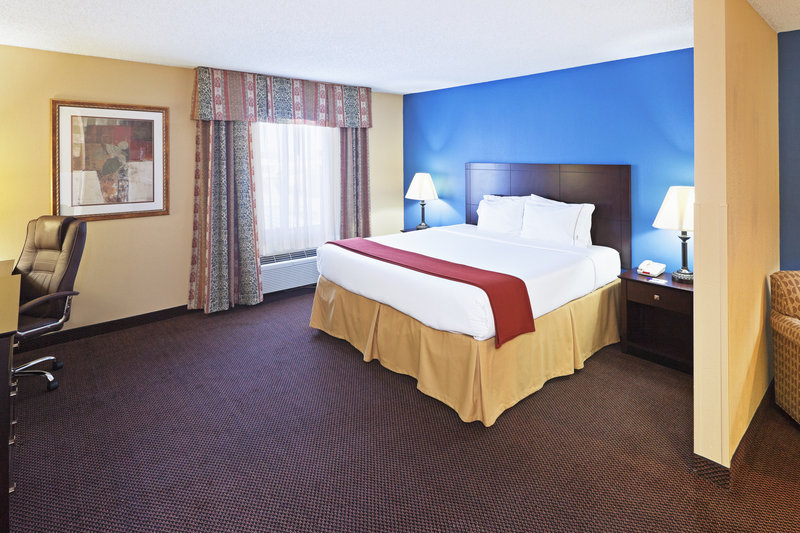 Holiday Inn Express-Tulsa - Tulsa, OK