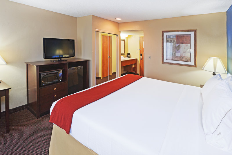 Holiday Inn Express-Tulsa - Tulsa, OK