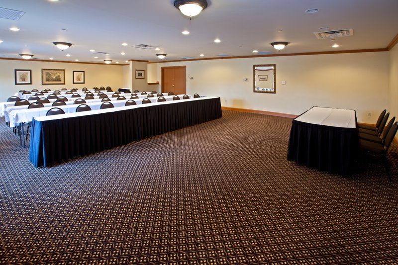 Crowne Plaza LEXINGTON NEAR UK / KEENELAND - Lexington, KY