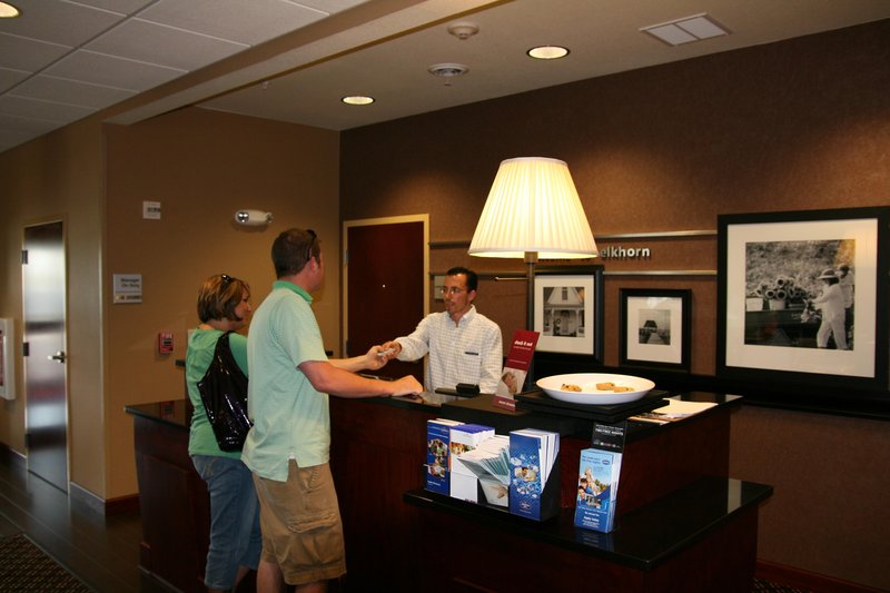 Hampton Inn Elkhorn Lake Geneva Area - Elkhorn, WI