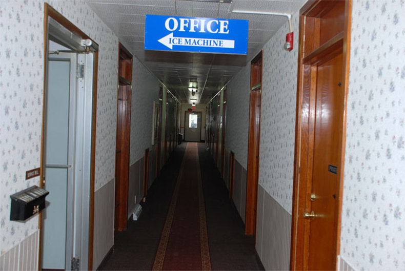 Budget Inn - Marinette, WI