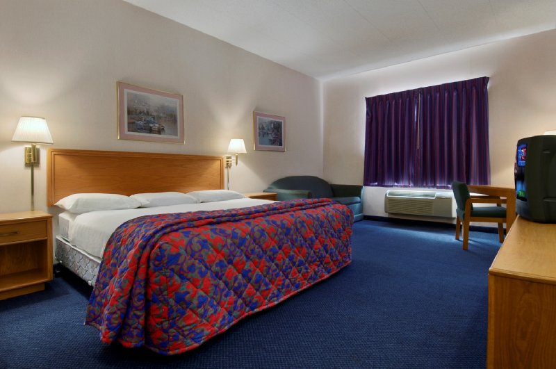 RED ROOF INN-MILAN-SANDUSKY - Milan, OH