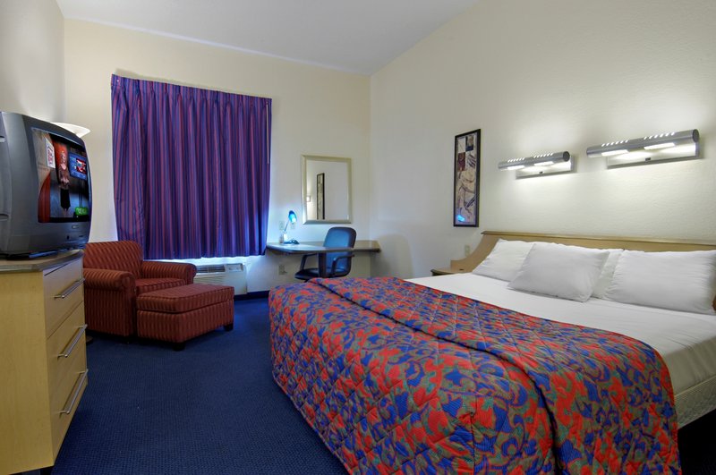 Red Roof Inn - Ocoee, FL