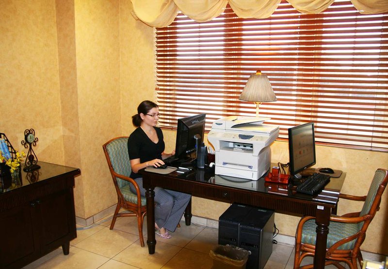 Hampton Inn & Suites San Clemente - San Clemente, CA