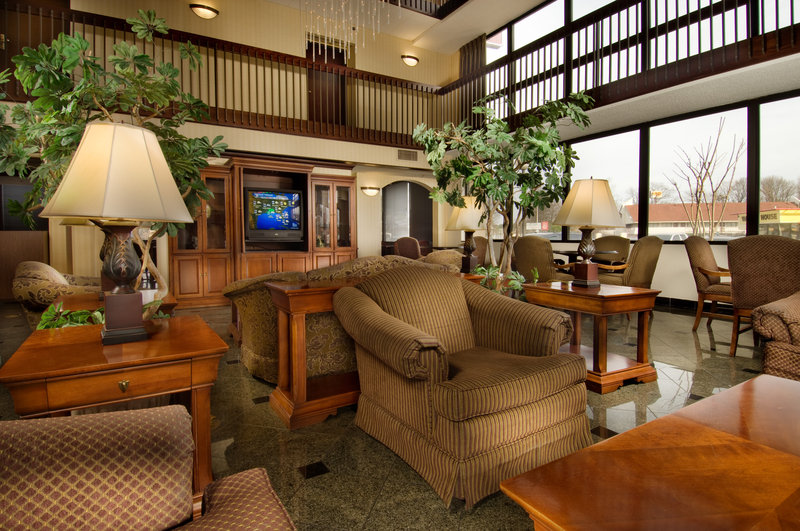 Comfort Inn & Suites - Memphis, TN