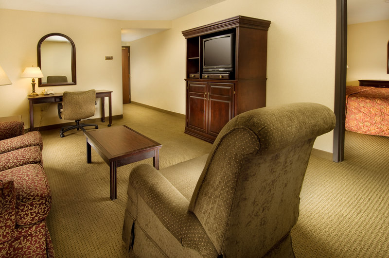 Comfort Inn & Suites - Memphis, TN