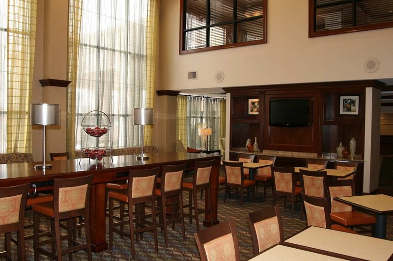 Hampton Inn Linden - Linden, NJ