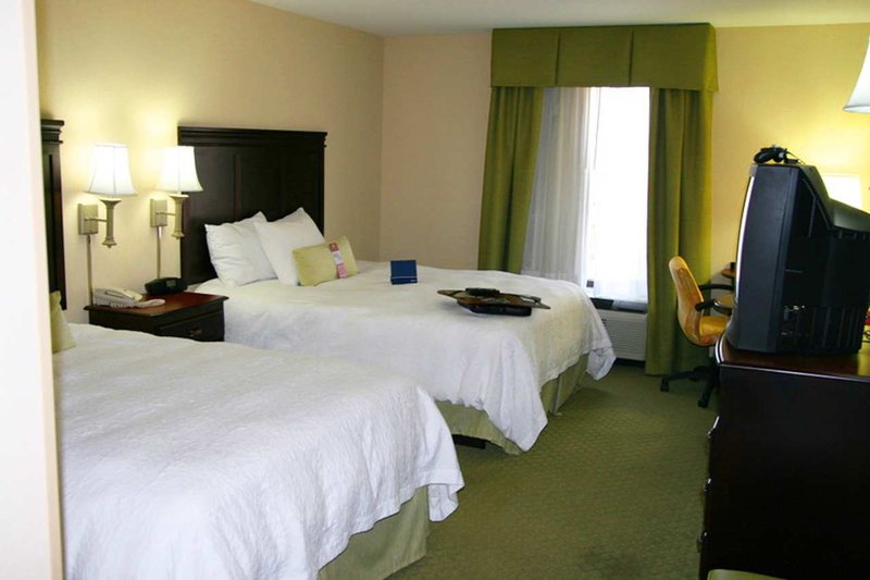 Hampton Inn - Lenoir City, TN