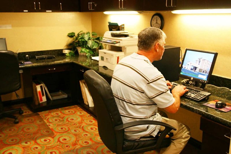 Hampton Inn - Lenoir City, TN