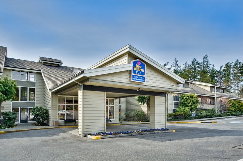 BEST WESTERN PLUS Harbor Plaza And Conference Center - Oak Harbor, WA